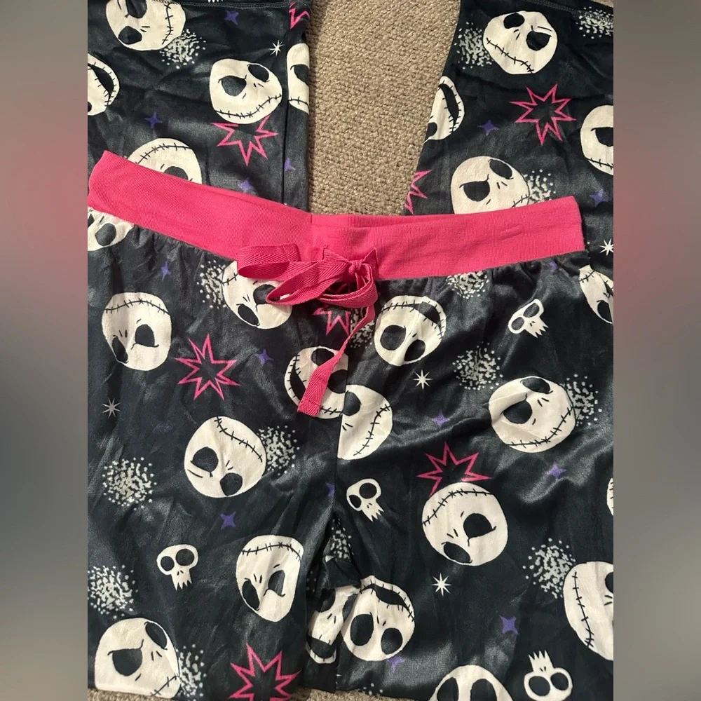 NWT Nightmare Before Christmas Pajama Pants Wide Leg Hot Pink Goth Disney Pjs L - Picture 4 of 7